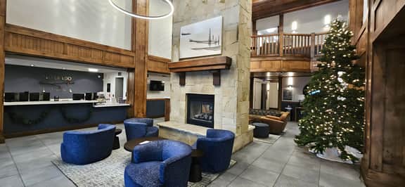 Ski-in/Ski-out, Canyons, Silverado, King, Hot tub, Free Coffee Bar, 128A