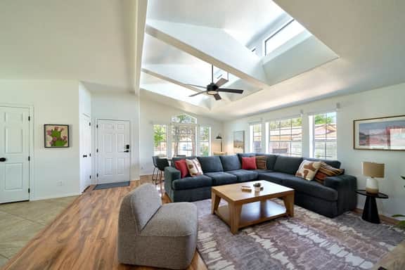 Hot Tub, Game Room, Coffee Bar, Fire Pit, Pancakes - Image 5