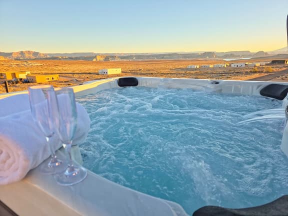 Lake Powell View, Hot Tub, Game Room, Kayaks